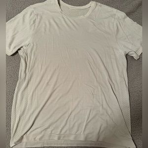 COPY - Lululemon L Shirt